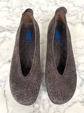 Wolky Comfort Suede Ballet Flats Low Pumps Leopard Print 39 US 8